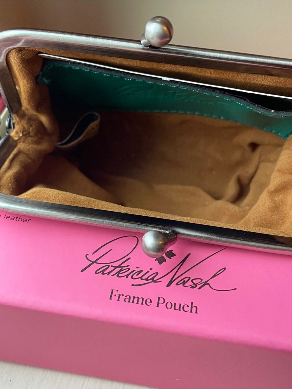Patricia Nash Floral Leather Frame Pouch KISS Lock- Gold Green Pink NIB - Picture 7 of 8